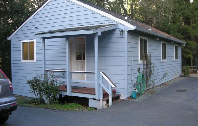 Lovely, Comfortable and Quiet Granny Cottage