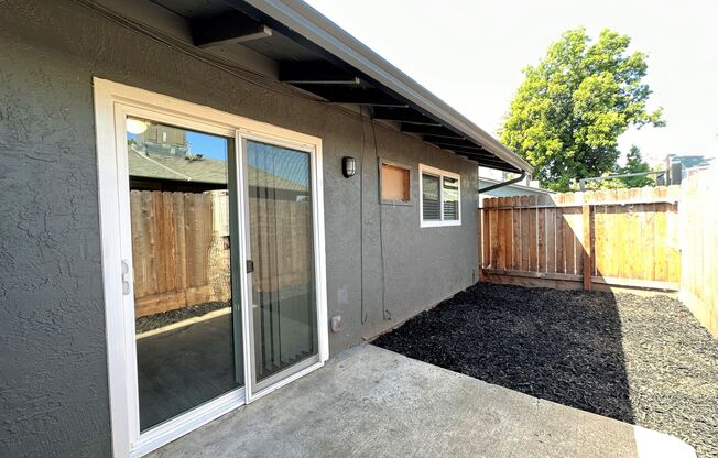 2 beds, 1 bath, 700 sqft, $1,595, Unit SW.32