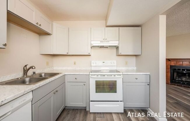 3310 COCHRAN DR