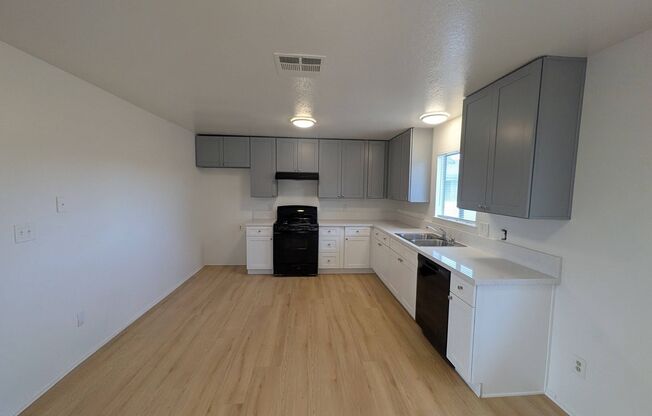 B- 6-Unit 9532-9536 1/2 Cedar Street.