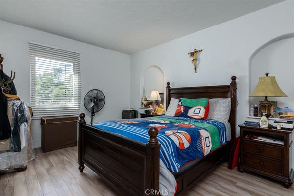 10440 JOHANNA AVE