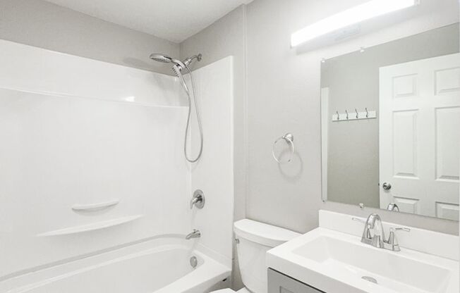 2 beds, 2 baths, 1,096 sqft, $1,475, Unit 1883C