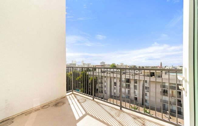 1 bed, 1 bath, 773 sqft, $3,350, Unit 708