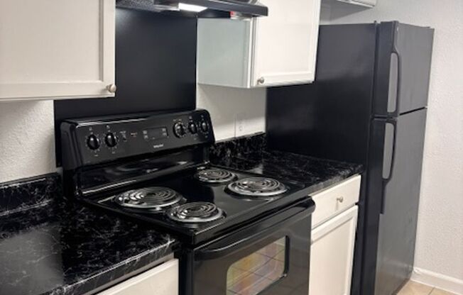 2 beds, 1 bath, 953 sqft, $1,400, Unit 547
