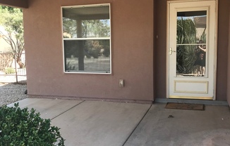 3 beds, 2 baths, $1,400