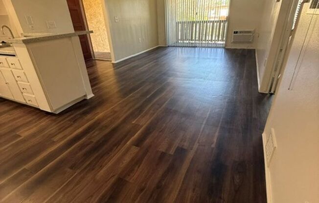 1 bed, 1 bath, 716 sqft, $2,150, Unit J010