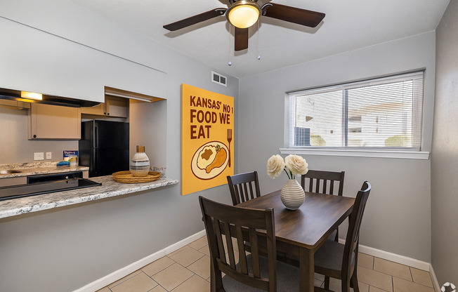 2 beds, 1.5 baths, 954 sqft, $1,035, Unit 301