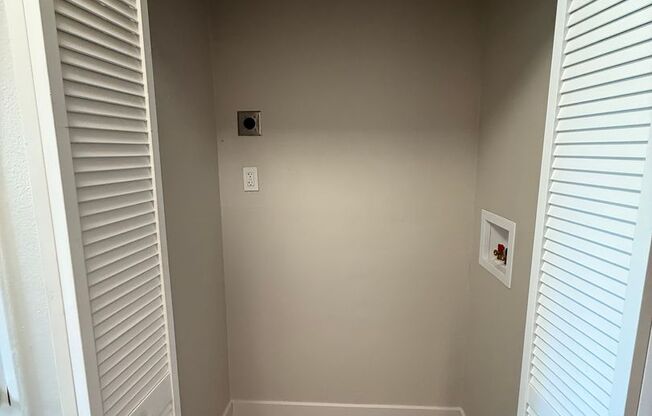 1 bed, 1 bath, 815 sqft, $2,595, Unit 161