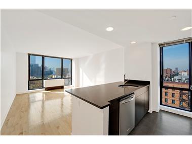 1595 LEXINGTON AVE