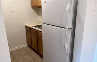 1 bed, 1 bath, 600 sqft, $725, Unit 3210-D7