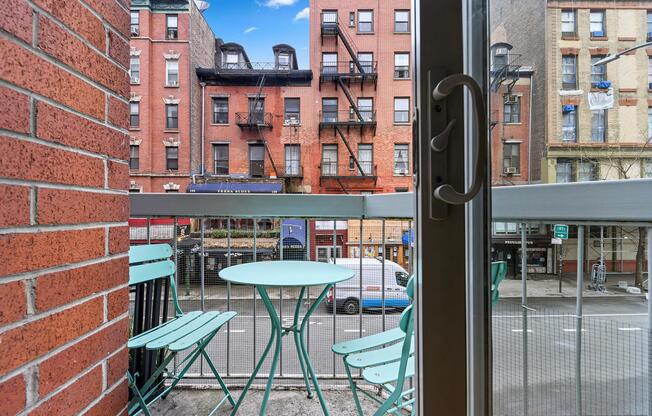 2 beds, 1 bath, $6,895, Unit 1T