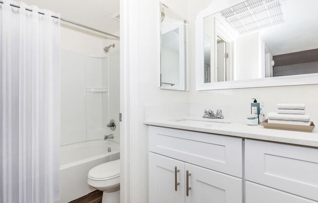 1 bed, 1 bath, 600 sqft, $1,125, Unit 166-B