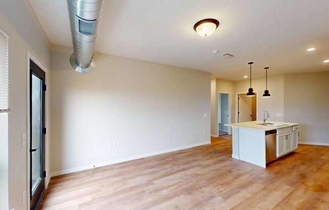 2 beds, 1 bath, 1,096 sqft, $1,445, Unit 2731-2421