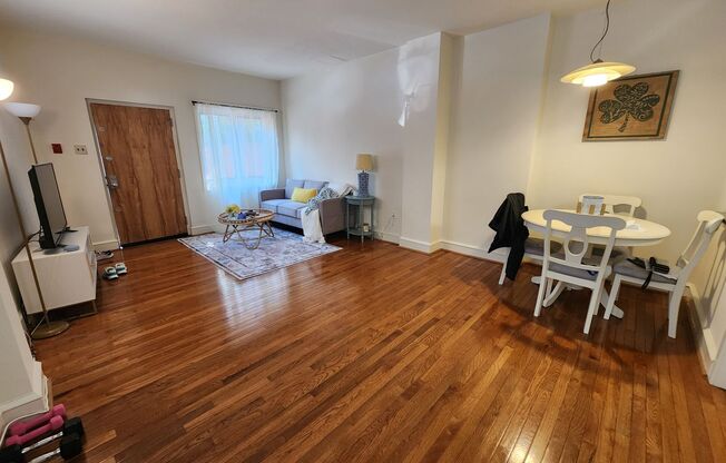 2200 Fairmount Ave