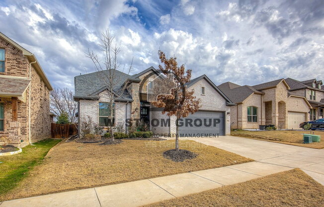 10320 LINGER LN