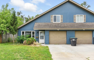 Spacious 3-Bedroom Benson Duplex with Attached Garage!!