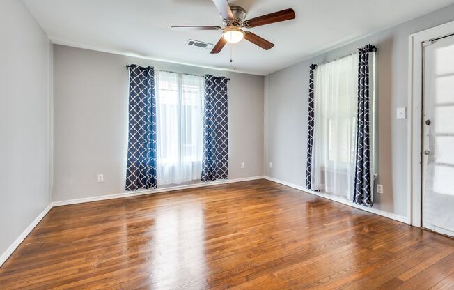 3 Bedroom Tudor in Oak Cliff