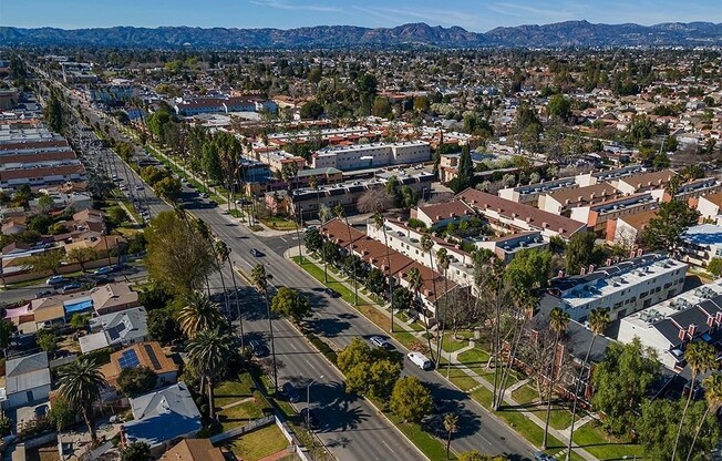 2 beds, 2.5 baths, 1,368 sqft, $2,980, Unit 506