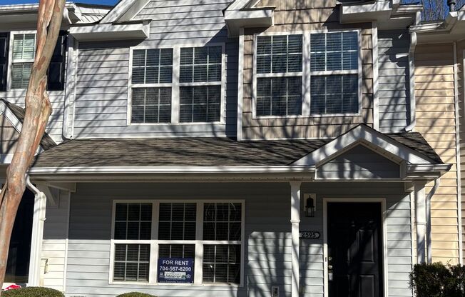2 Story, 3 Bed Townhome in Oxford Commons - Concord