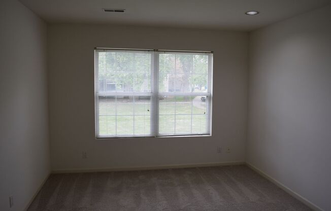 1 bed, 1 bath, 657 sqft, $1,225, Unit 408-106