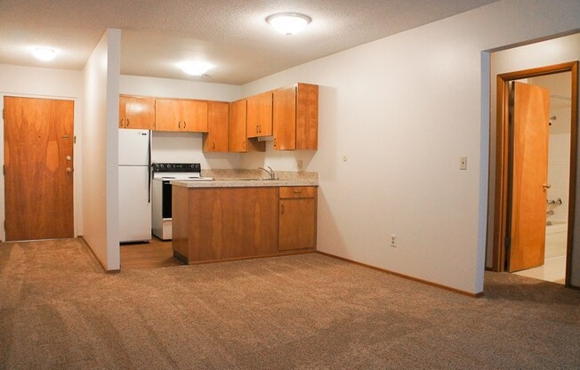 Check Out This NE 1 Bed & Enjoy Your Own Private Patio!