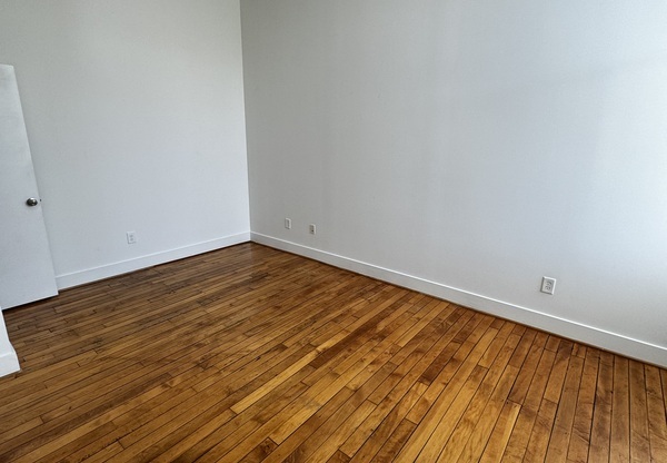 141 E WYTHE