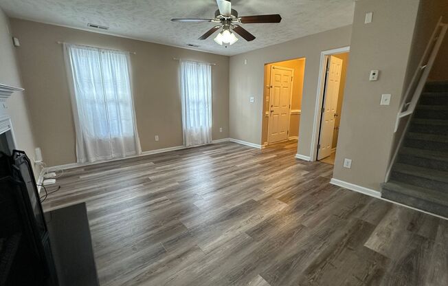 Great 2 Story 3 Bedroom, 2.5 Bath with Garage in Hope Mills!