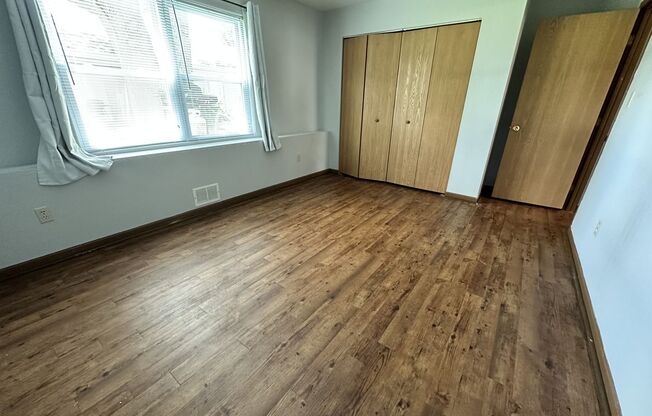 1 bed, 1 bath, $750, Unit B-1