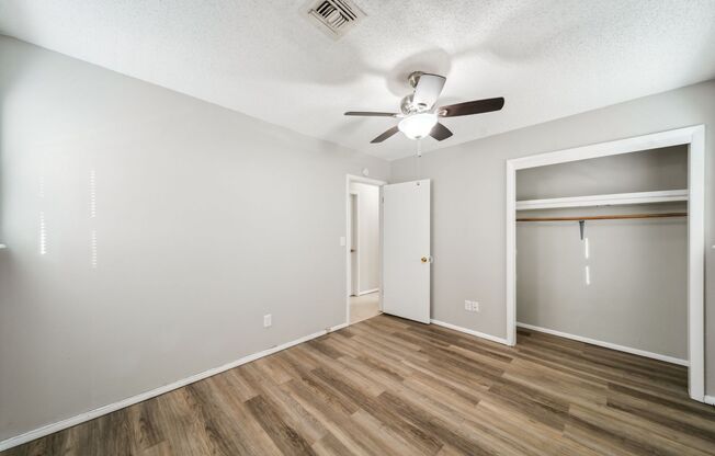 3 beds, 1 bath, $1,295