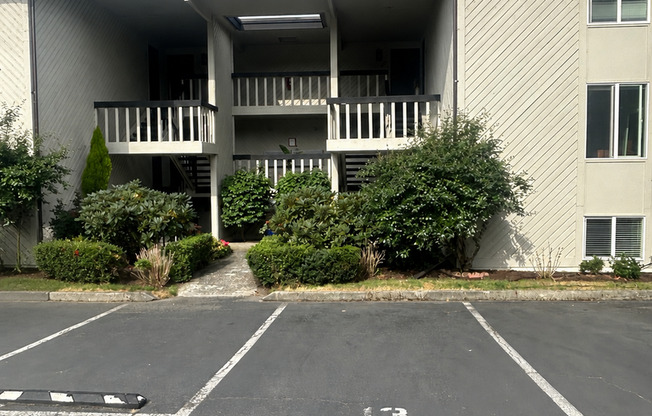 Lakeview Condominiums
