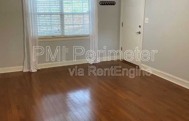 1322 EUCLID AVE NE
