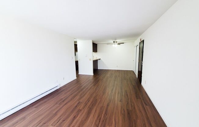1 bed, 1 bath, 700 sqft, $1,169, Unit 2117-6