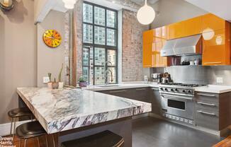 38 W 26 ST