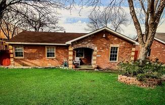 3908 ROCHELLE