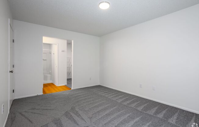 2 beds, 2 baths, 1,300 sqft, $1,300, Unit 967