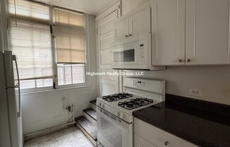 911 Elmwood Ave