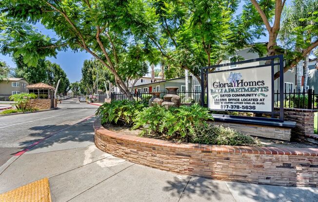 Los Angeles Apartments Monument Sign