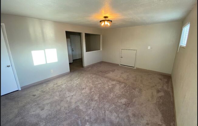 162-176 S Ingalls St