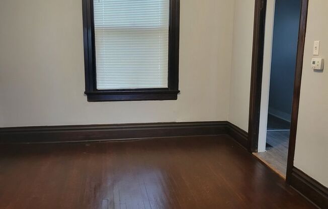 NEW LISTING!! 3 Bedroom 1 Bath