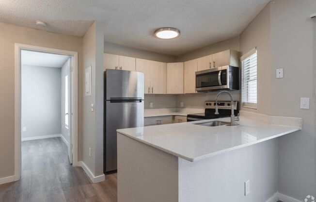 1 bed, 1 bath, 792 sqft, $1,225, Unit 15
