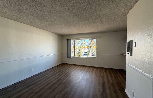 Studio, 1 bath, 408 sqft, $1,900, Unit 122