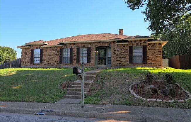 1270 ROYAL OAK DR