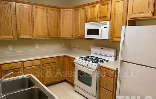 4666 POOH COR DR