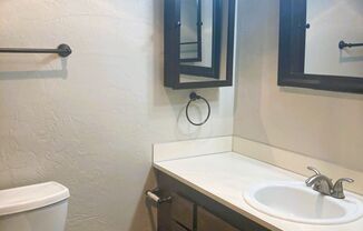 (OLV1)  1 Bedroom Loft!