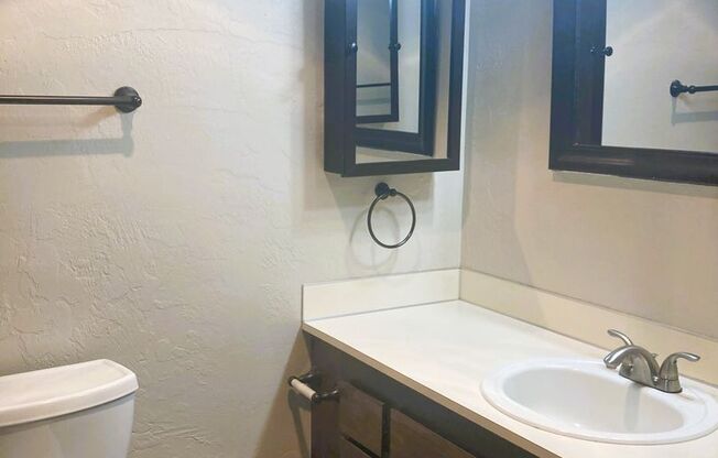 Studio, 1 bath, $1,125, Unit 23