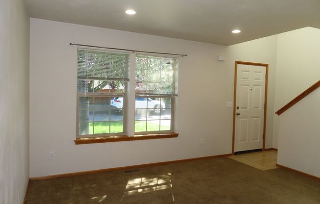 4 Bed/ 2.5 bath Two Story Home- In Barger Area!