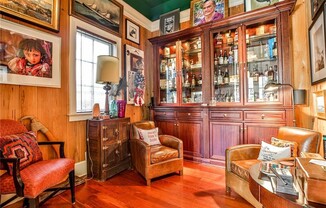 25 Inman Circle NE
