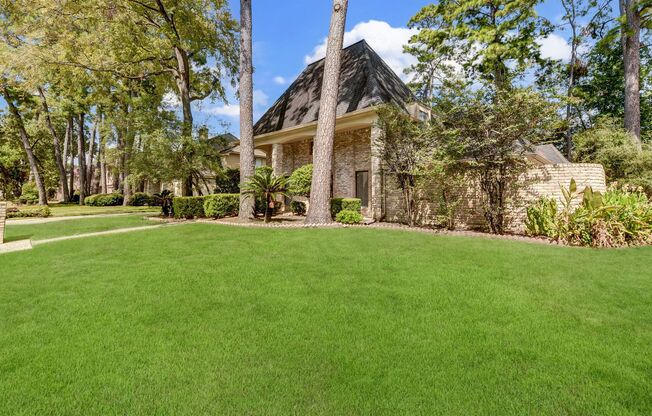 Stunning 4-Bedroom Home in Klein ISD with Backyard Retreat!