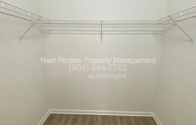 3 beds, 2 baths, 1,408 sqft, $1,600, Unit 929