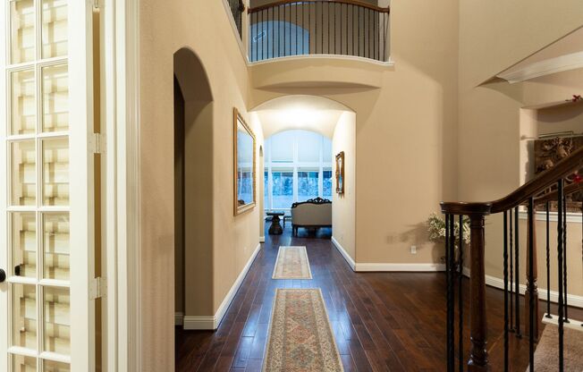 Very beautiful 5 bedroom, 4.1 bathroom house. It has 6 living areas, 2 dining areas. Hardwood floors with carpets upstairs.
